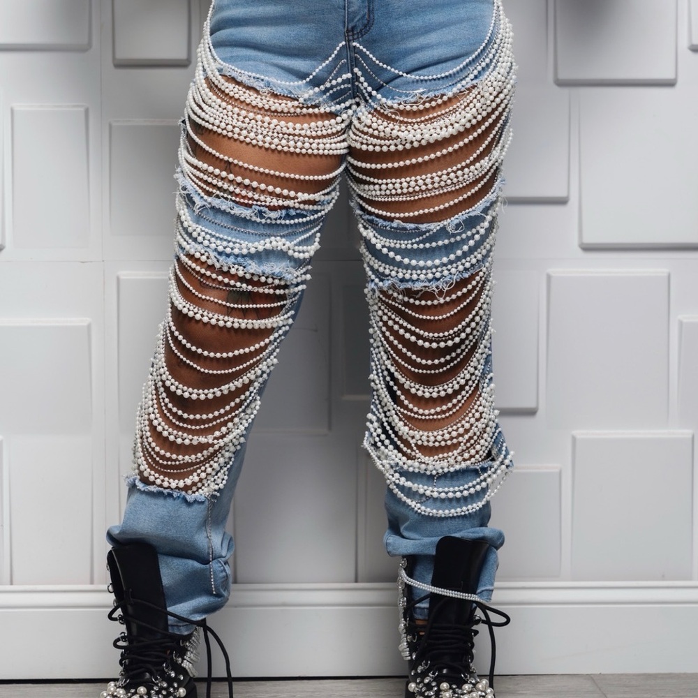 Pearl Embellished Distressed Jeans
